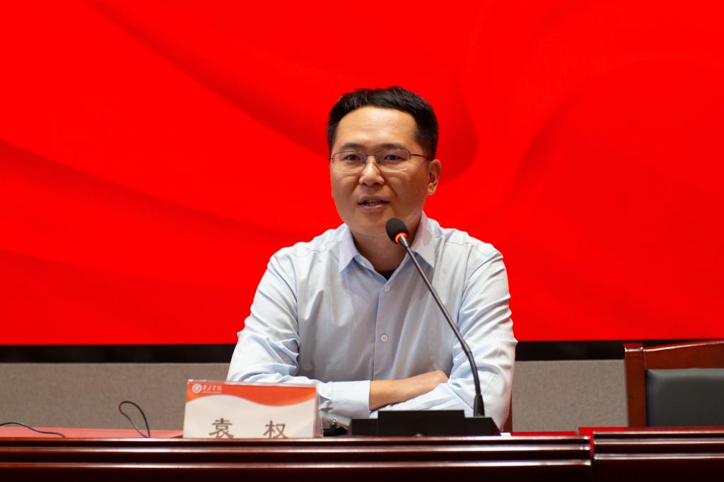 304am永利集团官网首期“班墨大讲堂”开班暨“劳模工匠进校园”专题报告会06.jpg