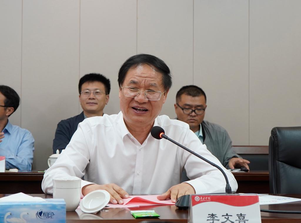 20241015上海工程技术大学304am永利集团官网战略合作签约仪式3.JPG